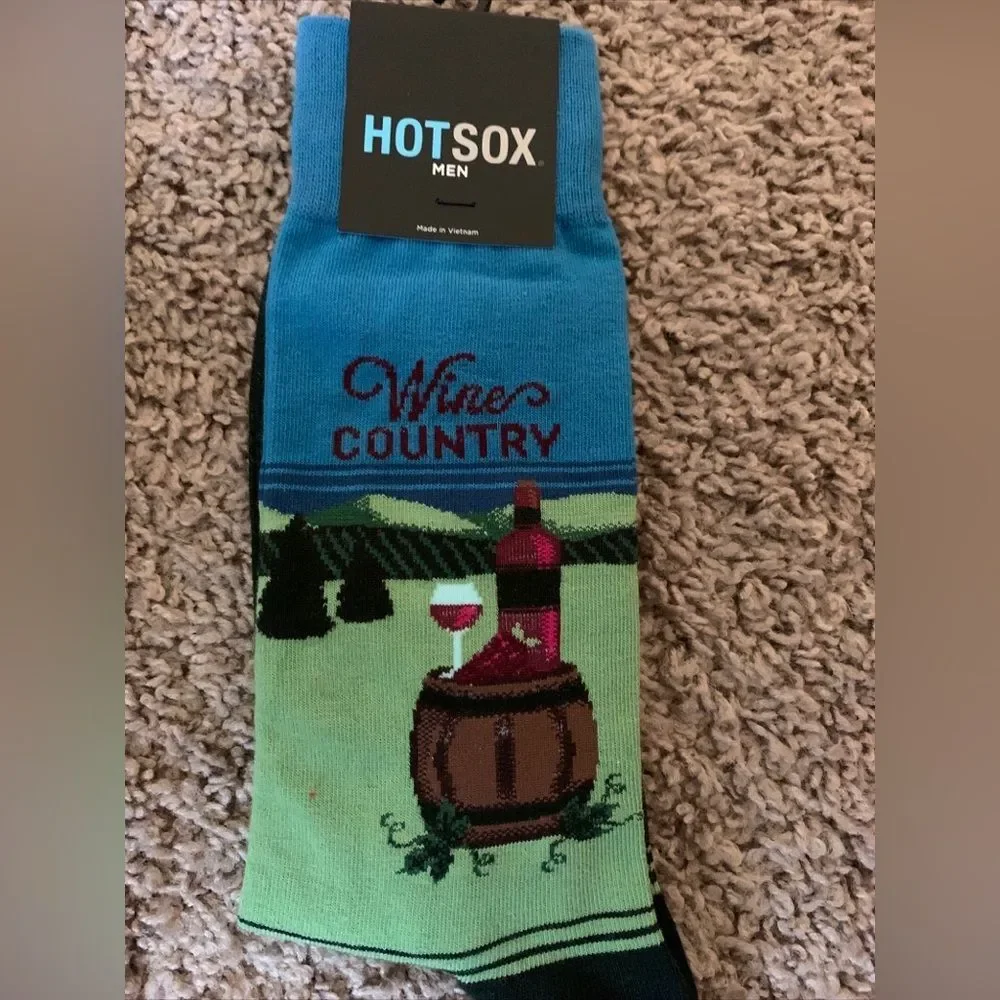Two Pairs, Hot Sox Warm Socks, Size 6-12 Wine And Sake Bomb Themed New